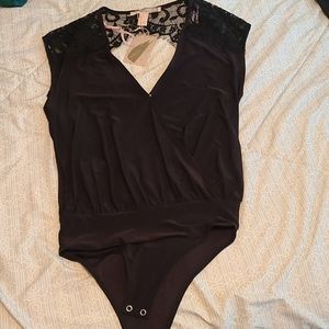 🔥Black lace bodysuit